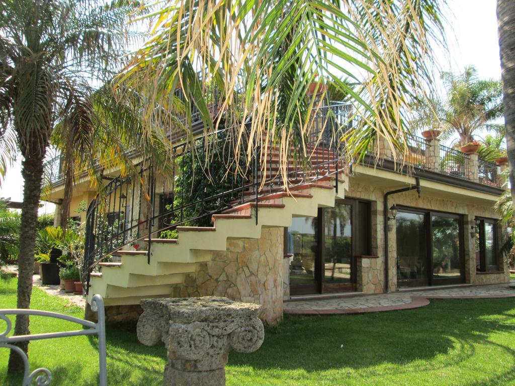 Complesso Turistico Ricettivo L'Oasi Del Golfo Di Salerno Apartment Battipaglia Bagian luar foto
