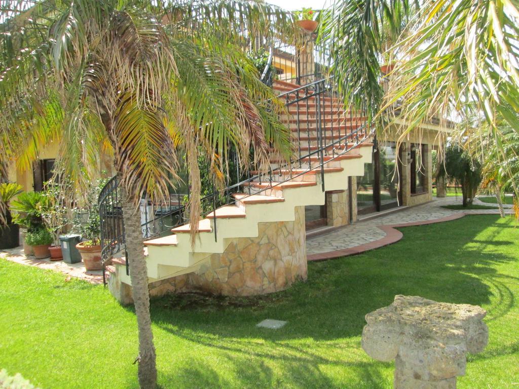 Complesso Turistico Ricettivo L'Oasi Del Golfo Di Salerno Apartment Battipaglia Bagian luar foto