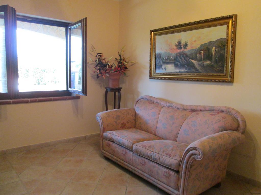 Complesso Turistico Ricettivo L'Oasi Del Golfo Di Salerno Apartment Battipaglia Bagian luar foto