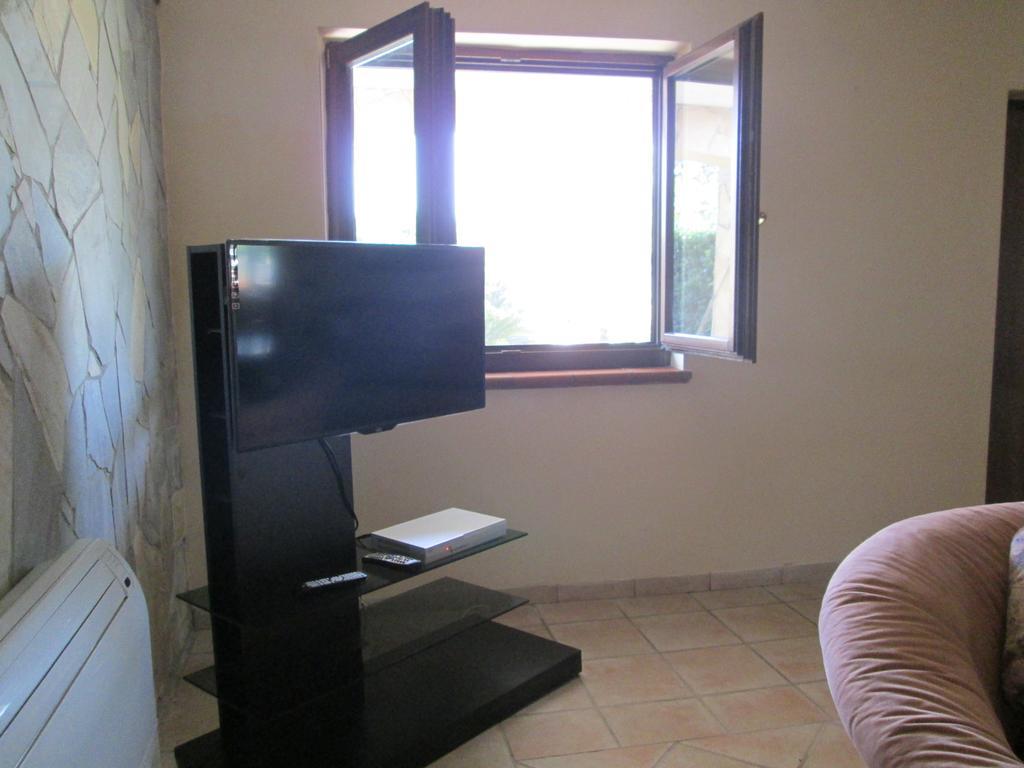 Complesso Turistico Ricettivo L'Oasi Del Golfo Di Salerno Apartment Battipaglia Bagian luar foto