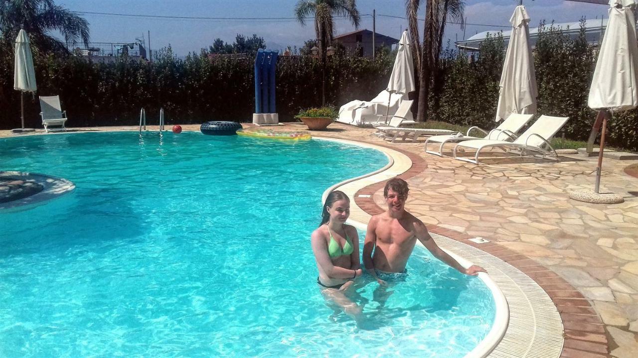 Complesso Turistico Ricettivo L'Oasi Del Golfo Di Salerno Apartment Battipaglia Bagian luar foto